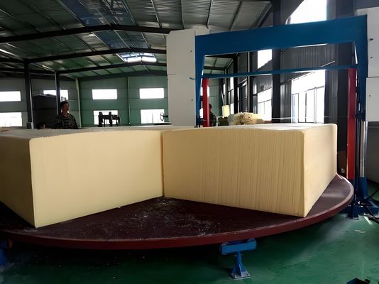 Velocità Mitsubishi Servo Motori Spuma Cutter Con 1650mm lunghezza lama