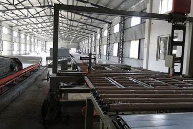 Linea dell'estrusione dello strato della schiuma del PE di alta efficienza, macchina 200~300L/Min del bordo della schiuma del PVC